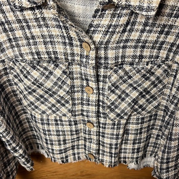 Zara Women’s Plaid Textured Tweed Over shirt Raw hem Button Front‎ OVERSHIRT Lg - Picture 5 of 8